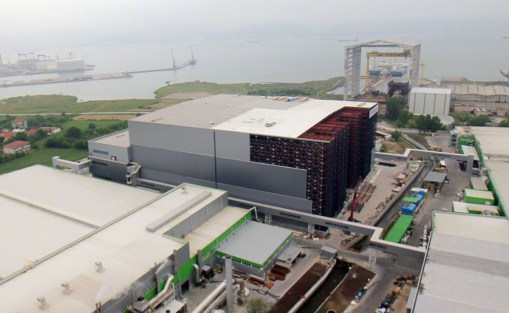 Mecalux buduje jeden z największych automatycznych magazynów samonośnych w Europie