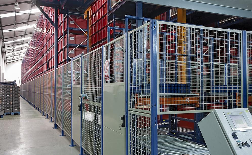 Unidroco w swoim centrum logistycznym w Barcelonie posiada automatyczny magazyn o pojemności ponad 14 200 pojemników